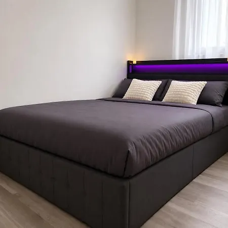 Elegant T3-bedroom Balcony & View Air Conditioning