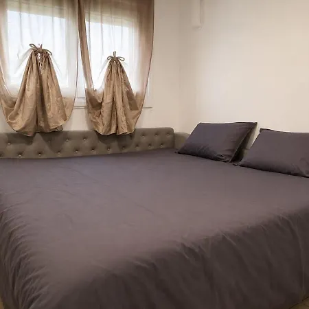 Elegant T3-bedroom Balcony & View Air Conditioning Saint-Maurice-de-Beynost